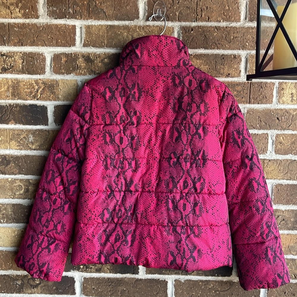 Betsey Johnson Womens Quilted Puffer Jacket Pink Snake - Picture 13 of 16